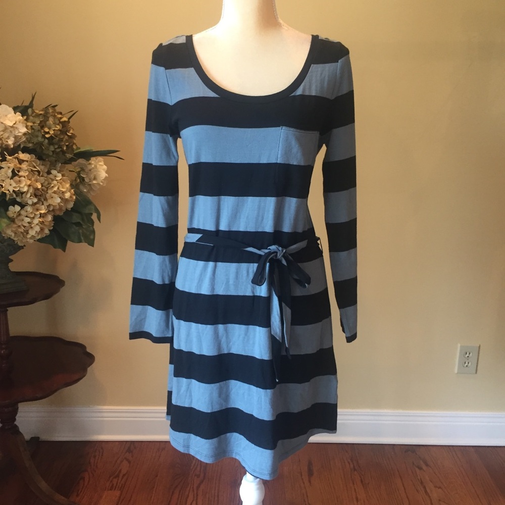 Banana Republic striped belted T-shirt dress EUC S